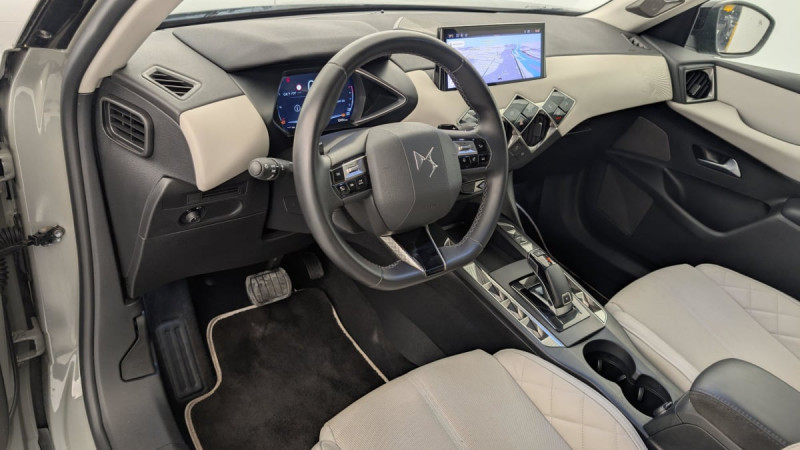 DS DS3 Crossback PureTech 130 EAT8 Esprit de Voyage 2024 - photo n°15 DS DS3 Crossback PureTech 130 EAT8 Esprit de Voyage  occasion à SAINT-GREGOIRE - photo n°15