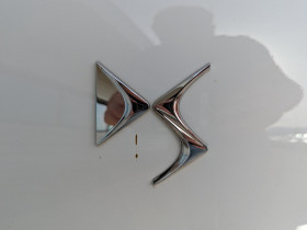 DS DS3 1.2i PureTech 12V - 82 BERLINE So Chic  occasion � Ganges - photo n�15