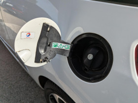 DS DS3 1.2i PureTech 12V - 82 BERLINE So Chic  occasion � Ganges - photo n�17