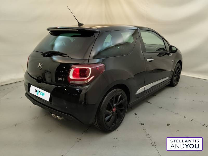 DS DS3 BlueHDi 120 S&S BVM6 Performance Line  occasion à ECULLY - photo n°5