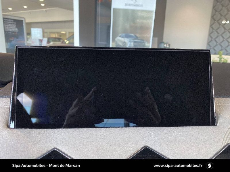 DS DS3 DS 3 Hybride 145 e-DCT6 Jules Verne 5p 2025 - photo n°17 DS DS3 DS 3 Hybride 145 e-DCT6 Jules Verne 5p  occasion à Mont-de-Marsan - photo n°17
