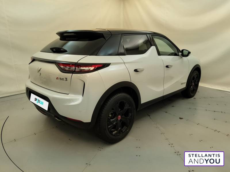 DS DS3 DS3 Crossback BlueHDi 110 BVM6 Performance Line  occasion à  VENISSIEUX - photo n°5