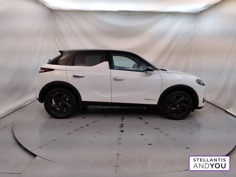 DS DS3 DS3 Crossback BlueHDi 130 EAT8 Performance Line+  occasion à  VENISSIEUX - photo n°6