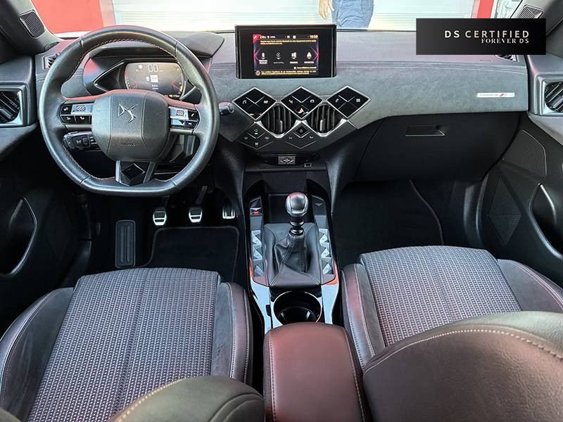 DS DS3 DS3 Crossback PureTech 100 BVM6 Performance Line 5p 2022 - photo n°8 DS DS3 DS3 Crossback PureTech 100 BVM6 Performance Line 5p  occasion à Lescar - photo n°8