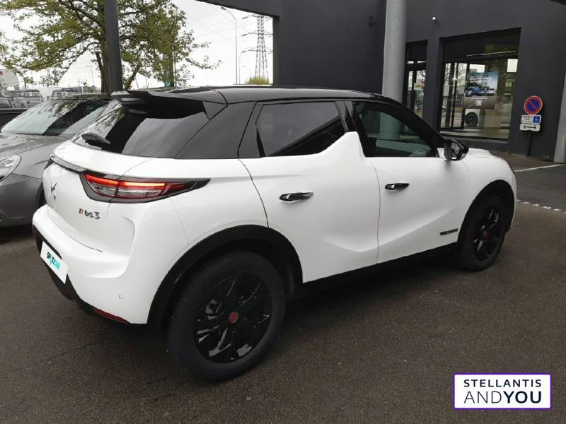 DS DS3 DS3 Crossback PureTech 100 BVM6 Performance Line  occasion à  LOMME - photo n°4