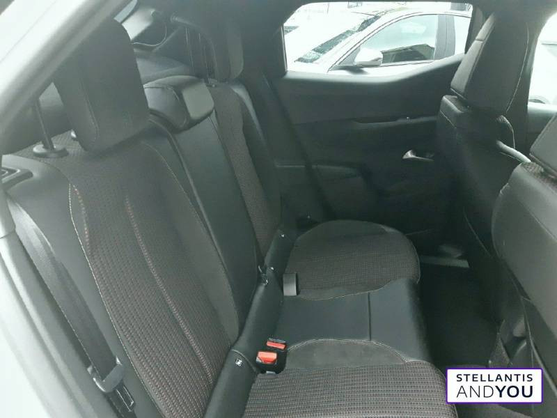 DS DS3 DS3 Crossback PureTech 100 BVM6 Performance Line  occasion à  LOMME - photo n°8