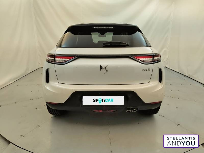 DS DS3 DS3 Crossback PureTech 130 EAT8 Connected Chic  occasion à ECULLY - photo n°4