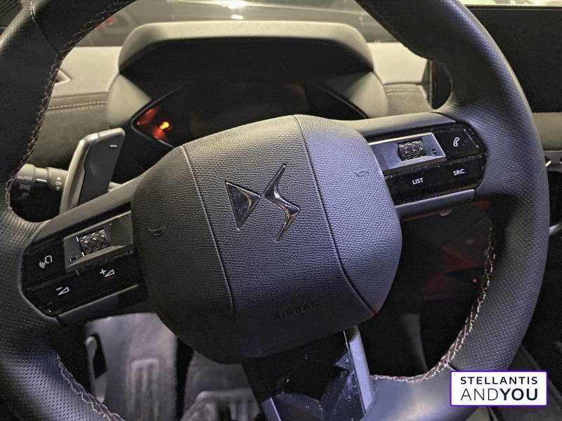 DS DS3 DS3 Crossback PureTech 130 EAT8 Performance Line  occasion  FONTENAY SOUS BOIS - photo n9