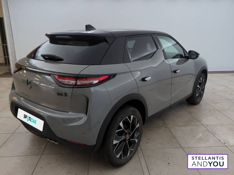 DS DS3 PureTech 130 EAT8 Performance Line+  occasion à BARENTIN - photo n°5