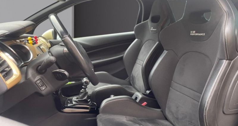 DS DS3 THP 208 SS BVM6 Performance Black Special 2017 - photo n°6 DS DS3 THP 208 SS BVM6 Performance Black Special  occasion à Genay - photo n°6