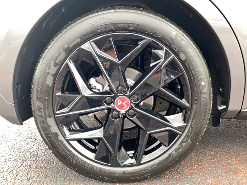 DS DS4 DS 4 BlueHDi 130 EAT8 Performance Line 5p 2024 - photo n°6 DS DS4 DS 4 BlueHDi 130 EAT8 Performance Line 5p  occasion à Mont-de-Marsan - photo n°6