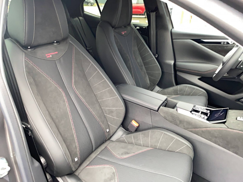 DS DS4 DS 4 BlueHDi 130 EAT8 Performance Line 5p 2024 - photo n°15 DS DS4 DS 4 BlueHDi 130 EAT8 Performance Line 5p  occasion à Mont-de-Marsan - photo n°15