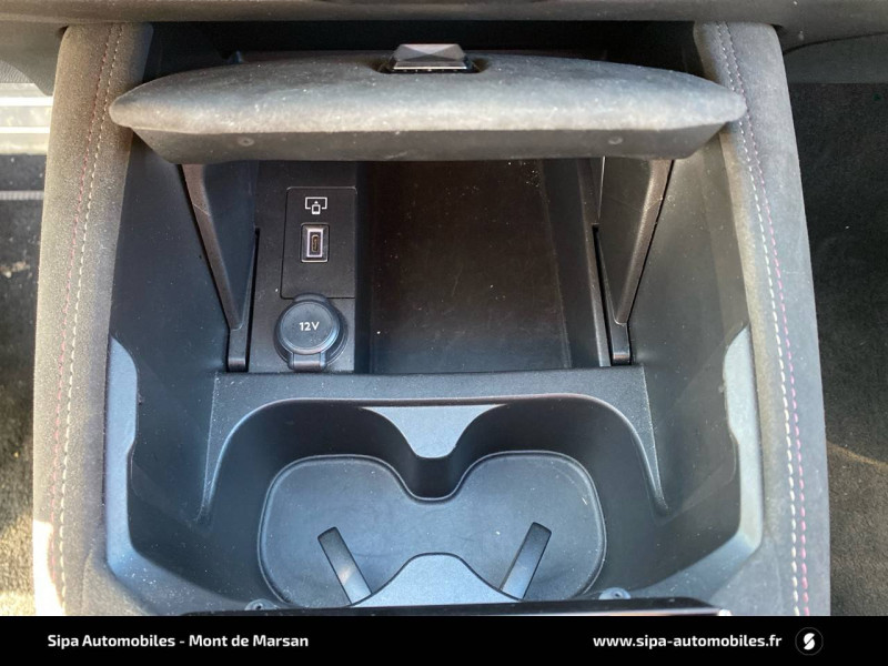 DS DS4 DS 4 BlueHDi 130 EAT8 Performance Line 5p 2024 - photo n°13 DS DS4 DS 4 BlueHDi 130 EAT8 Performance Line 5p  occasion à Mont-de-Marsan - photo n°13