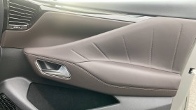 DS DS4 DS 4 PureTech 180 EAT8 La Premiere 5p  occasion � Lescure-d'Albigeois - photo n�17