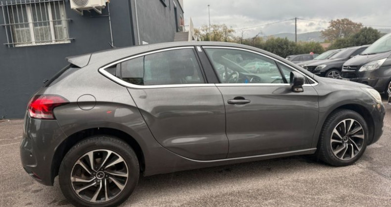 DS DS4 ds4 1.6 hdi 120 cv garantie 2016 - photo n°4 DS DS4 ds4 1.6 hdi 120 cv garantie  occasion à DRAGUIGNAN - photo n°4