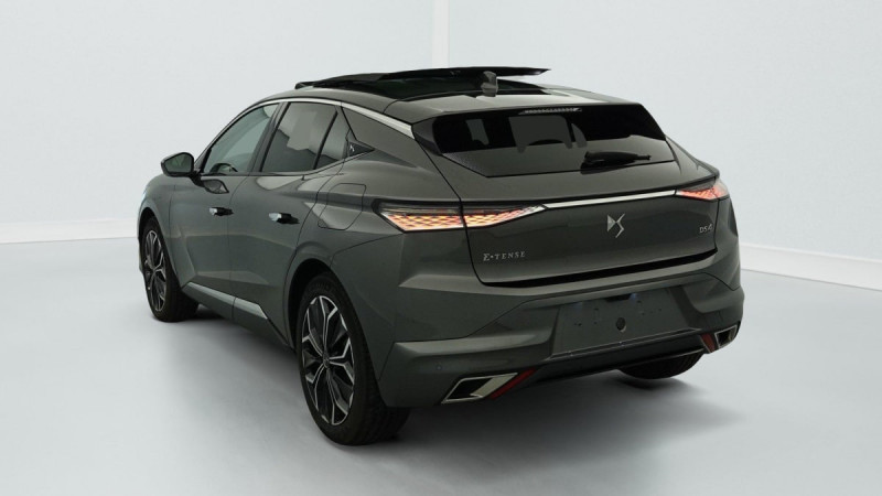 DS DS4 Hybride E-Tense 225 EAT8 Rivoli 2024 - photo n°5 DS DS4 Hybride E-Tense 225 EAT8 Rivoli  occasion à SAINT-GREGOIRE - photo n°5