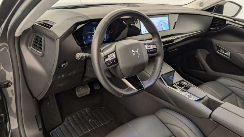 DS DS4 Hybride E-Tense 225 EAT8 Rivoli 2024 - photo n°15 DS DS4 Hybride E-Tense 225 EAT8 Rivoli  occasion à SAINT-GREGOIRE - photo n°15