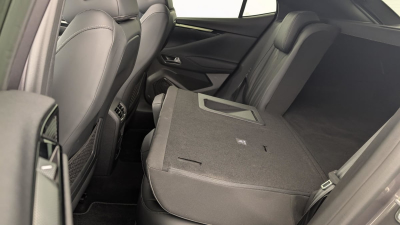 DS DS4 Hybride E-Tense 225 EAT8 Rivoli 2024 - photo n°12 DS DS4 Hybride E-Tense 225 EAT8 Rivoli  occasion à SAINT-GREGOIRE - photo n°12