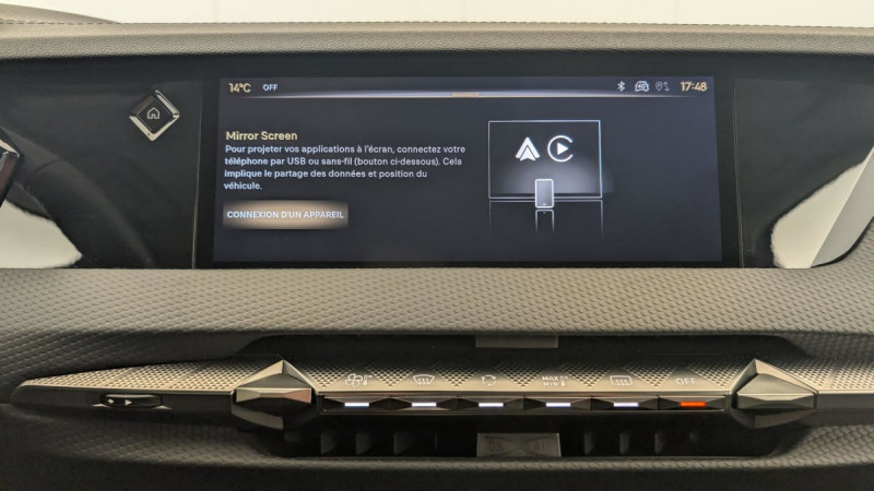 DS DS4 Hybride E-Tense 225 EAT8 Rivoli 2024 - photo n°19 DS DS4 Hybride E-Tense 225 EAT8 Rivoli  occasion à SAINT-GREGOIRE - photo n°19