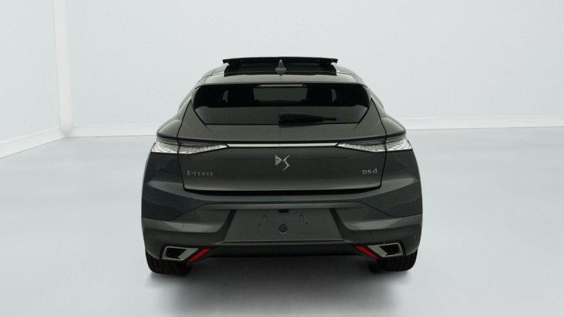 DS DS4 Hybride E-Tense 225 EAT8 Rivoli 2024 - photo n°6 DS DS4 Hybride E-Tense 225 EAT8 Rivoli  occasion à SAINT-GREGOIRE - photo n°6