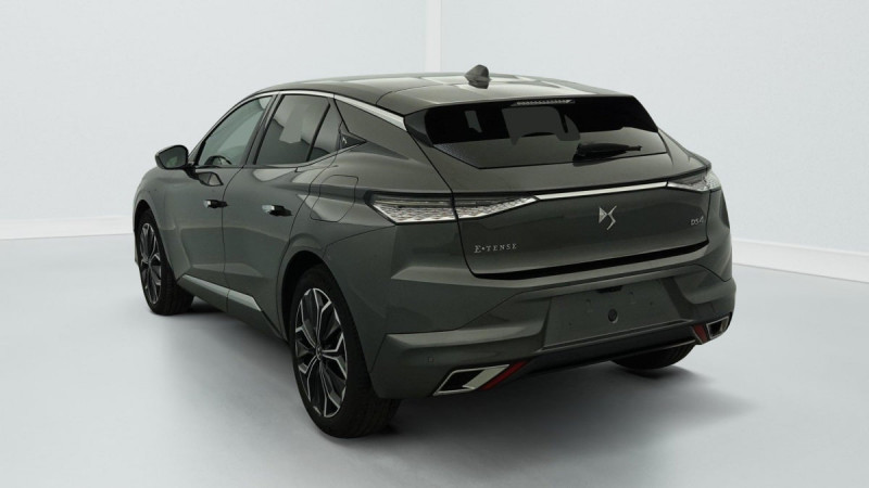 DS DS4 Hybride E-Tense 225 EAT8 Rivoli 2024 - photo n°5 DS DS4 Hybride E-Tense 225 EAT8 Rivoli  occasion à SAINT-GREGOIRE - photo n°5