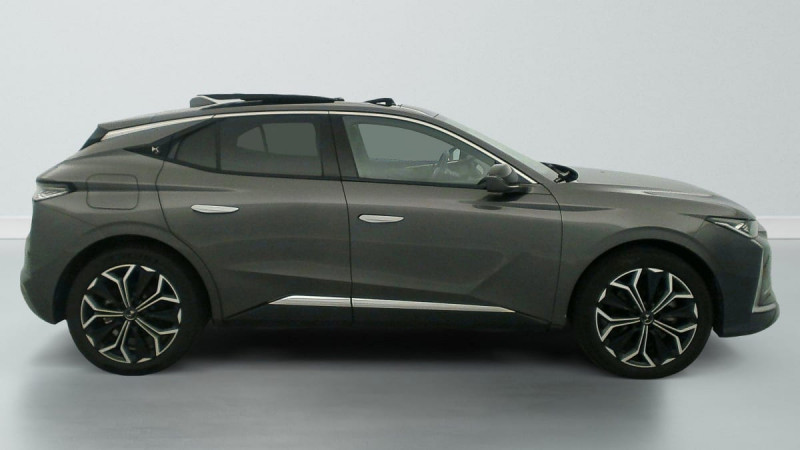 DS DS4 Hybride E-Tense 225 EAT8 Rivoli 2024 - photo n°8 DS DS4 Hybride E-Tense 225 EAT8 Rivoli  occasion à SAINT-GREGOIRE - photo n°8