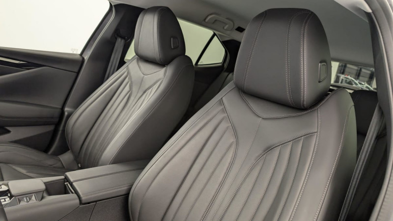 DS DS4 Hybride E-Tense 225 EAT8 Rivoli 2024 - photo n°16 DS DS4 Hybride E-Tense 225 EAT8 Rivoli  occasion à SAINT-GREGOIRE - photo n°16