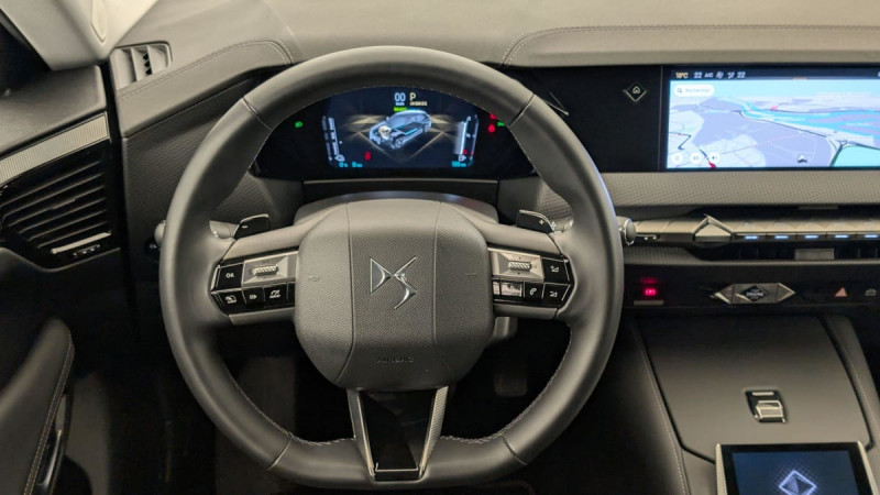 DS DS4 Hybride E-Tense 225 EAT8 Rivoli 2024 - photo n°14 DS DS4 Hybride E-Tense 225 EAT8 Rivoli  occasion à SAINT-GREGOIRE - photo n°14