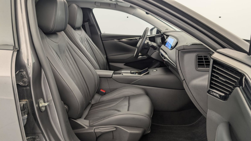 DS DS4 Hybride E-Tense 225 EAT8 Rivoli 2024 - photo n°9 DS DS4 Hybride E-Tense 225 EAT8 Rivoli  occasion à SAINT-GREGOIRE - photo n°9