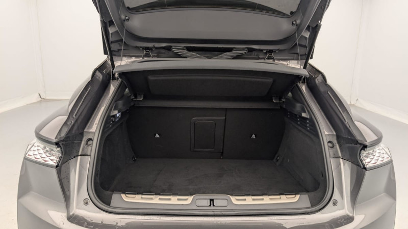 DS DS4 Hybride E-Tense 225 EAT8 Rivoli 2024 - photo n°11 DS DS4 Hybride E-Tense 225 EAT8 Rivoli  occasion à SAINT-GREGOIRE - photo n°11