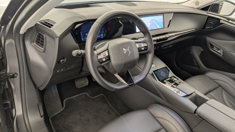 DS DS4 Hybride E-Tense 225 EAT8 Rivoli 2024 - photo n°15 DS DS4 Hybride E-Tense 225 EAT8 Rivoli  occasion à SAINT-GREGOIRE - photo n°15