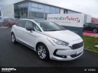 DS DS5 occasion Blanc année 2017 boite Manuelle Annonce DS DS5 occasion Diesel 2.0 HDI 160 SPORT CHIC &S EAT6 à Mareuil-lès-Meaux