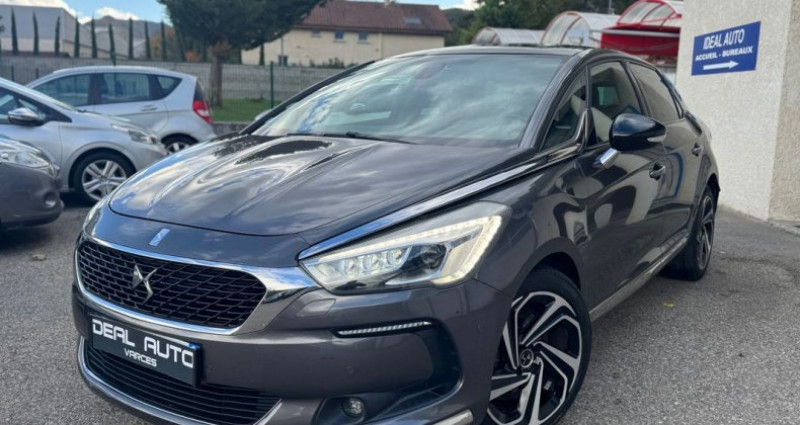 DS DS5 BlueHDi 180ch Sport Chic S&S EAT6 2017 DS DS5 BlueHDi 180ch Sport Chic S&S EAT6  occasion à SAINT MARTIN D'HERES