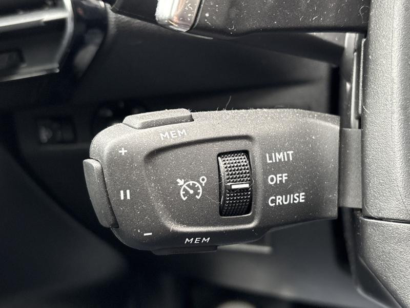 DS Ds7 crossback BlueHDi 130ch Performance Line + Automatique  occasion � Barberey-Saint-Sulpice - photo n�19