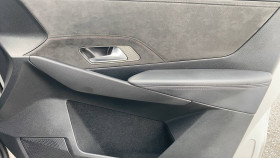 DS Ds7 crossback DS7 Crossback PureTech 180 EAT8 Performance Line+ 5p  occasion � Lescure-d'Albigeois - photo n�17