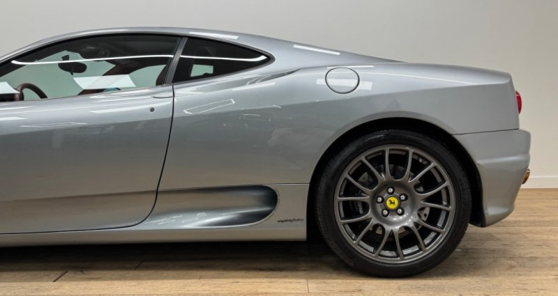 Ferrari 360 F360 V8 3.6 400 ch Boite F1 / Suivi complet 2002 - photo n°5 Ferrari 360 F360 V8 3.6 400 ch Boite F1 / Suivi complet  occasion à GLEIZE - photo n°5