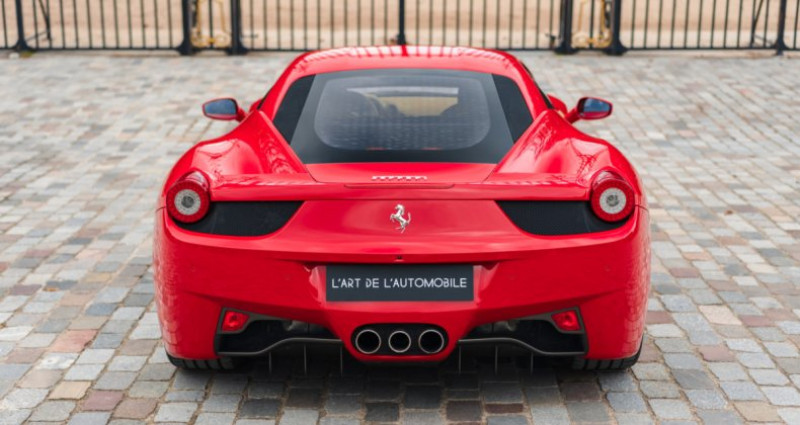 Ferrari 458 *Very low mileage* 2011 - photo n°5 Ferrari 458 *Very low mileage*  occasion à PARIS - photo n°5