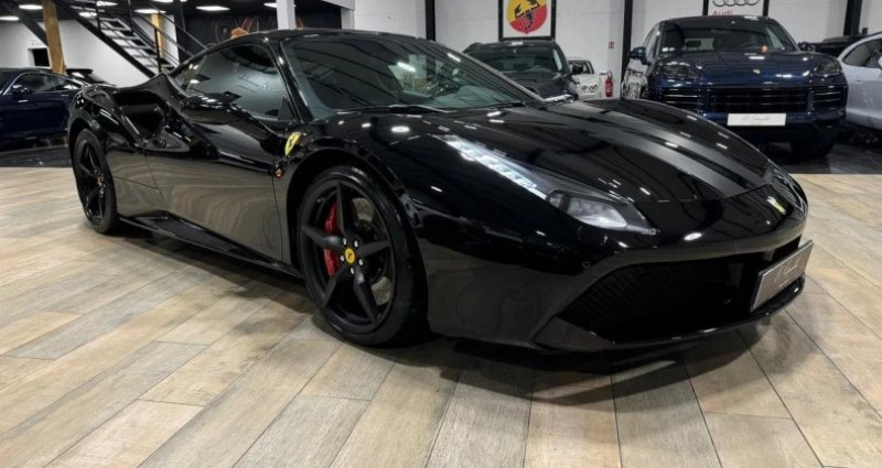 Ferrari 488 V8 3.9 T 670ch Black Carbon 2016 - photo n°4 Ferrari 488 V8 3.9 T 670ch Black Carbon  occasion à Saint Denis En Val - photo n°4