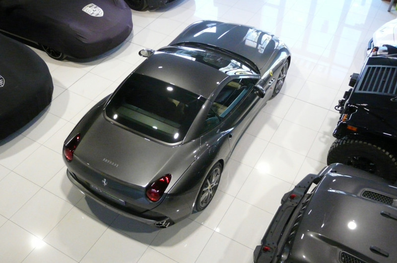 Ferrari California 4.3 V8 460 BVA7  occasion  Beaupuy - photo n16