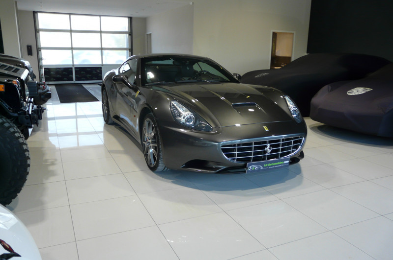 Ferrari California 4.3 V8 460 BVA7  occasion  Beaupuy - photo n11