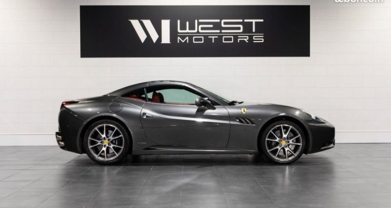Ferrari California 4.3 V8 460 - IMMAT France Sellerie Daytona 993E-Mois 2010 - photo n°3 Ferrari California 4.3 V8 460 - IMMAT France Sellerie Daytona 993E-Mois  occasion à DARDILLY - photo n°3