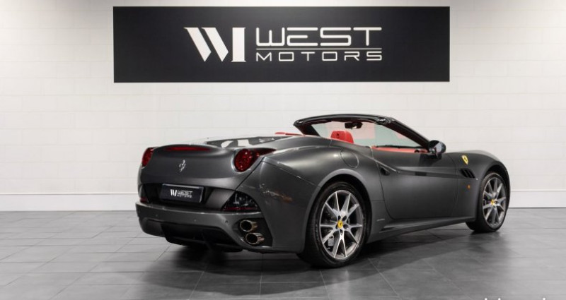 Ferrari California 4.3 V8 460 - IMMAT France Sellerie Daytona 993E-Mois 2010 - photo n°5 Ferrari California 4.3 V8 460 - IMMAT France Sellerie Daytona 993E-Mois  occasion à DARDILLY - photo n°5