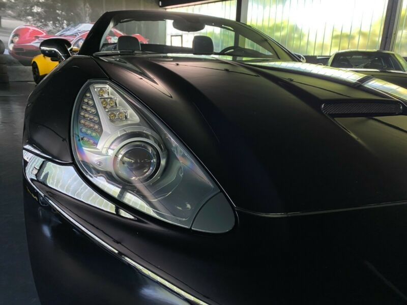 Ferrari California V8 4.3 Noir occasion à Villenave-d'Ornon - photo n°9