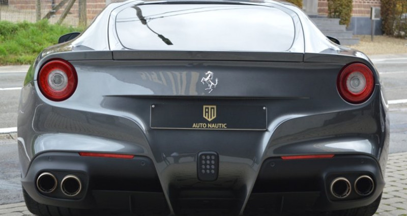 Ferrari F12 Berlinetta V12 6.0i 740 ch 1 MAIN - 9.900 km 2017 - photo n°4 Ferrari F12 Berlinetta V12 6.0i 740 ch 1 MAIN - 9.900 km  occasion à Lille - photo n°4