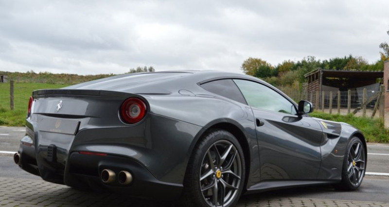 Ferrari F12 Berlinetta V12 6.0i 740 ch 1 MAIN - 9.900 km 2017 - photo n°2 Ferrari F12 Berlinetta V12 6.0i 740 ch 1 MAIN - 9.900 km  occasion à Lille - photo n°2
