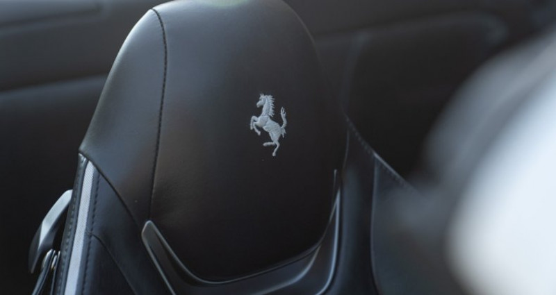 Ferrari Portofino 2020 TAILOR MADE 2020 - photo n°7 Ferrari Portofino 2020 TAILOR MADE  occasion à Reggio Emilia - photo n°7