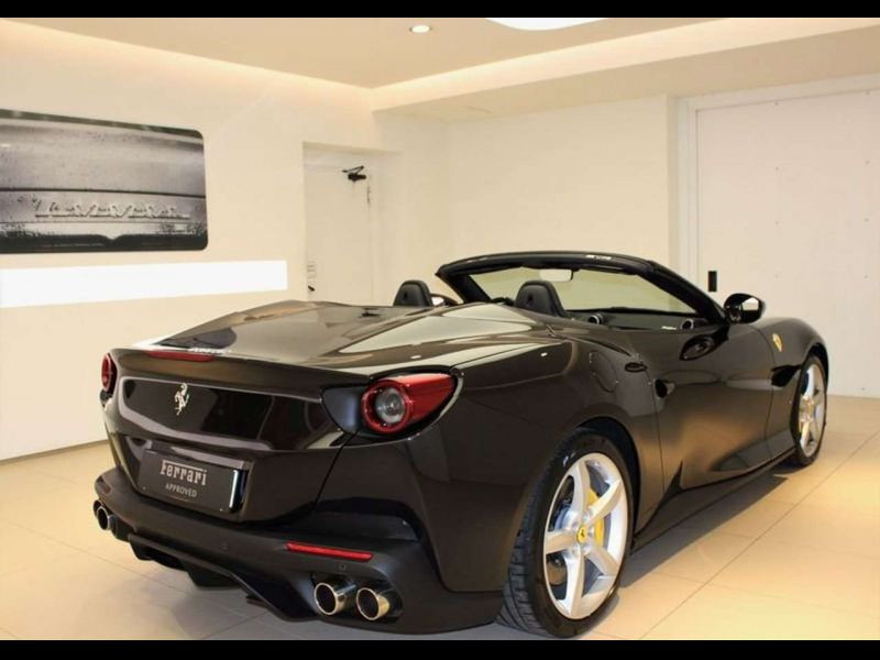 Ferrari Portofino 4.0 V8 600 ch Noir occasion à BEAUPUY - photo n°3