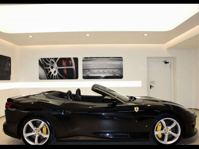 Ferrari Portofino 4.0 V8 600 ch Noir occasion à BEAUPUY - photo n°9