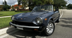 Fiat 124 Spider , garage GOOD TIMERS  LYON