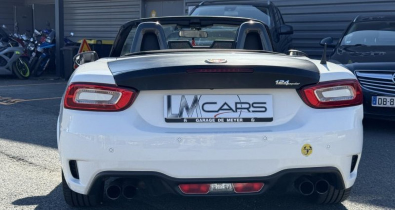 Fiat 124 Spider ABARTH 1.4 MultiAir Turbo 16V - 170 2018 - photo n°6 Fiat 124 Spider ABARTH 1.4 MultiAir Turbo 16V - 170  occasion à Chateaubernard - photo n°6